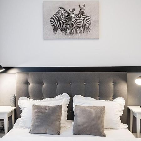 Happy Bubble I Timpuri Noi 1Br Apt 4 Ppl Bukares Bagian luar foto